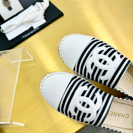 CC SLIP-ON 25S IN BLACK AND WHITE FABRIC WITH STRIPED PATTERN