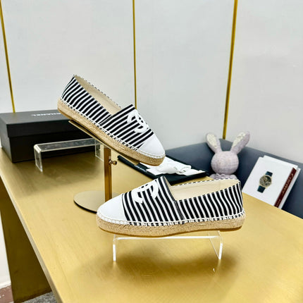 CC SLIP-ON 25S IN BLACK AND WHITE FABRIC WITH STRIPED PATTERN