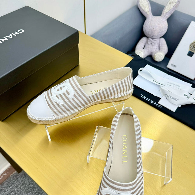 CC SLIP-ON 25S IN BEIGE AND WHITE FABRIC WITH STRIPED PATTERN