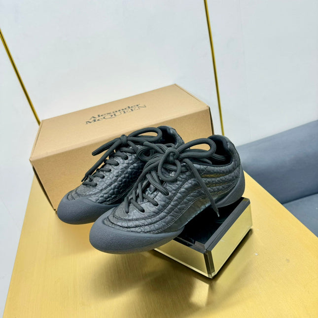 FLEXION SNEAKER IN OFF BLACK CALFSKIN