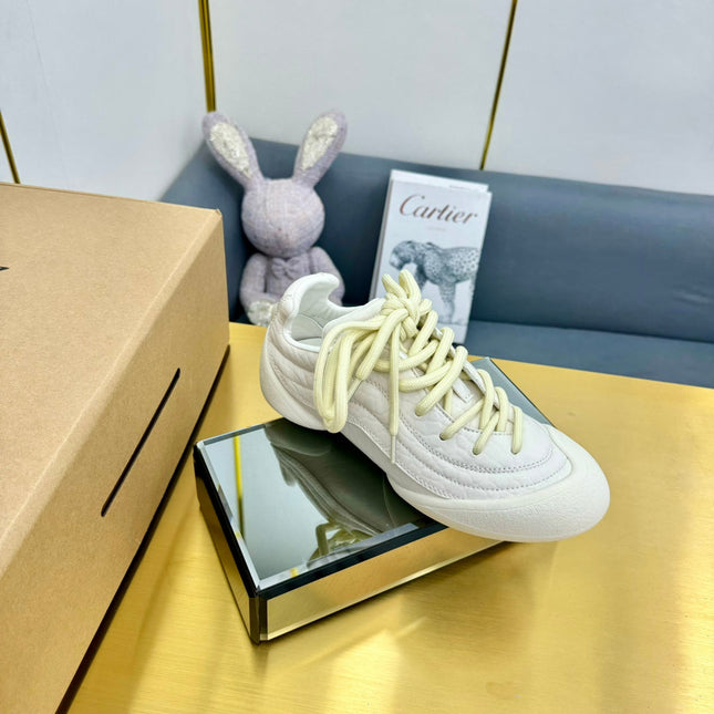 FLEXION SNEAKER IN OFF WHITE CALFSKIN
