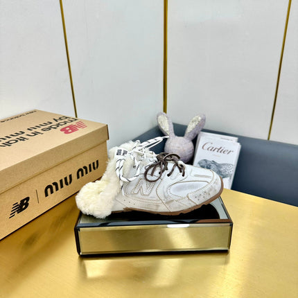 MIUxNB 530 SNEAKER MULES IN DISTRESSED WHITE CALFSKIN SHEARLING