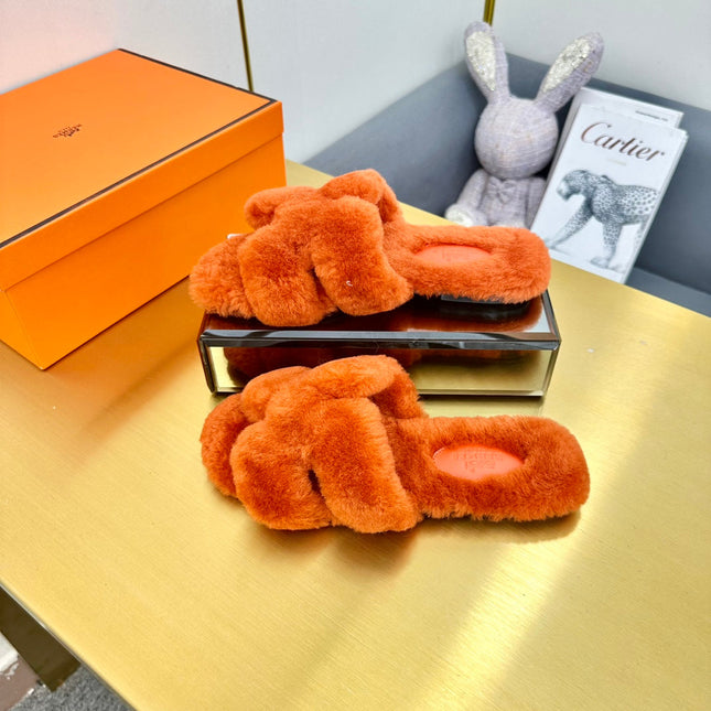 0RAN SHEARLING SANDALS SALAMANDER ORANGE