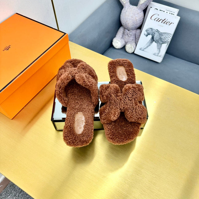 0RAN SHEARLING SANDALS UMBER BROWN