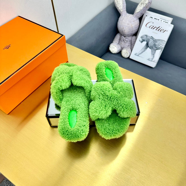 0RAN SHEARLING SANDALS CHARTREUSE GREEN