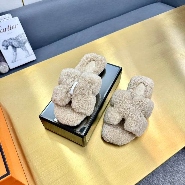 0RAN SHEARLING SANDALS ECRU TAN