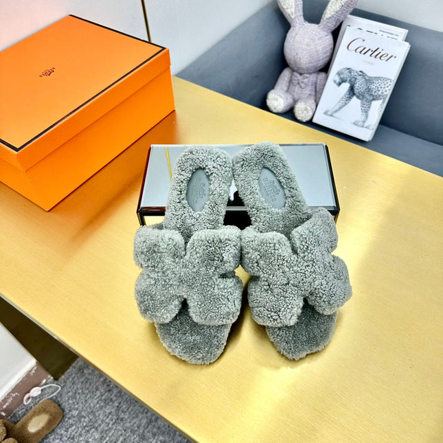 0RAN SHEARLING SANDALS RHINO GRAY