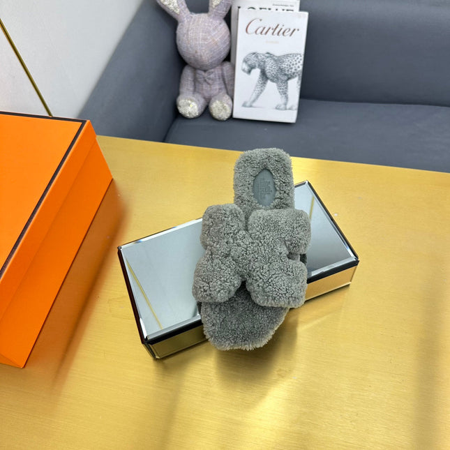 0RAN SHEARLING SANDALS RHINO GRAY