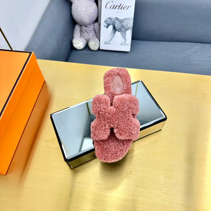 0RAN SHEARLING SANDALS PUNCH PINK