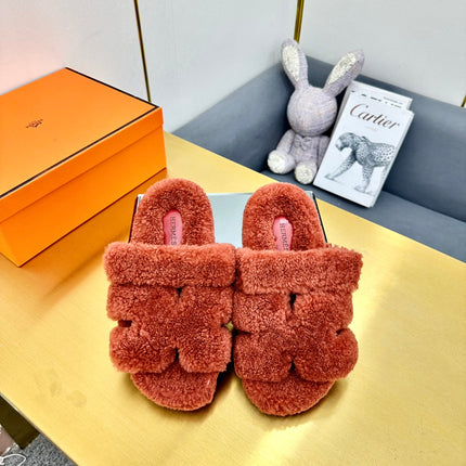 CHYPRE SANDAL IN BRONZE BROWN SHEARLING