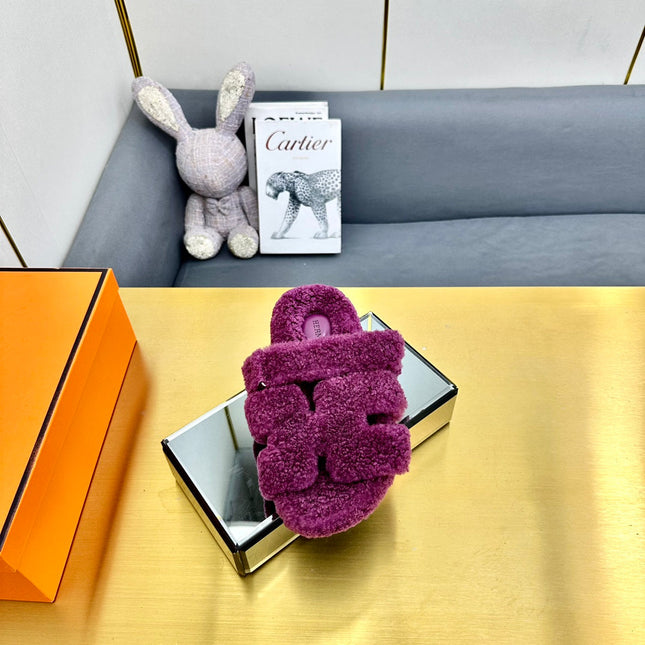 CHYPRE SANDAL IN ORCHID PURPLE SHEARLING