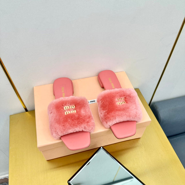 PINK SLIPPERS LAMB FUR