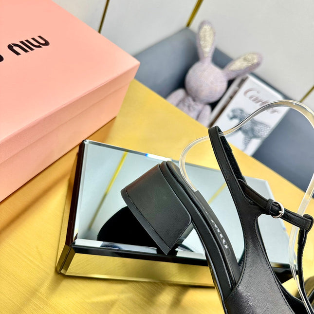 T-STRAPS SLINGBACK PUMPS IN BLACK SMOOTH LAMBSKIN