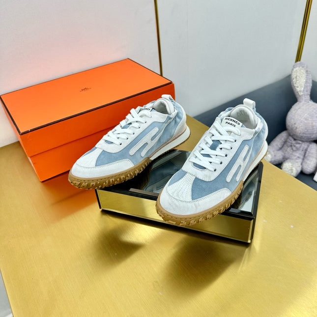 JET SNEAKER IN PALE GRAY MIX SAPPHIRE BLUE SUEDE