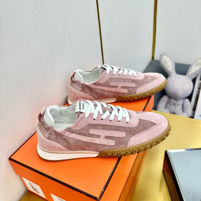 JET SNEAKER IN LIGHT PINK SUEDE