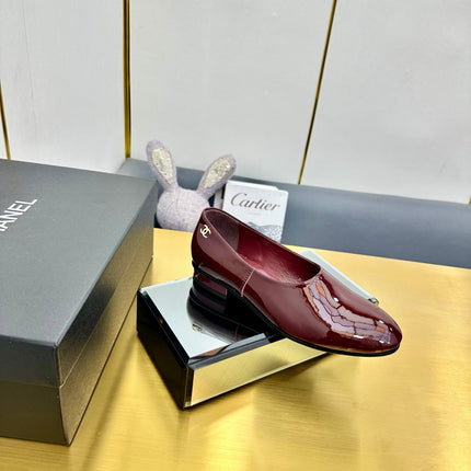 CC SIMPLE FLATS 25S IN DARK RED GLOSSY LEATHER