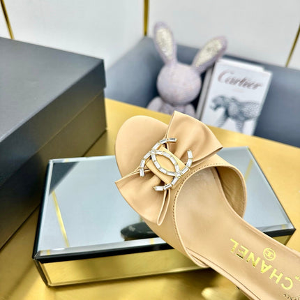 BOWKNOT RHINESTONES MID HEEL MULE IN FLAX YELLOW CALFSKIN