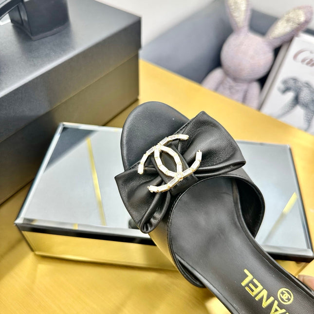 BOWKNOT RHINESTONES MID HEEL MULE IN BLACK CALFSKIN