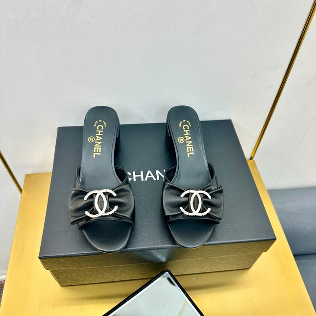 BOWKNOT RHINESTONES MID HEEL MULE IN BLACK CALFSKIN