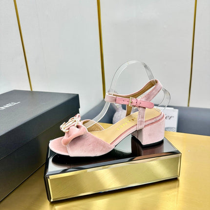 BOWKNOT RHINESTONES MID HEEL SANDAL IN LIGHT PINK VELVET