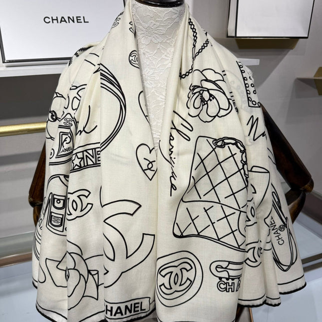 CHANEL 25S SCARF 140 IN SILK 732180