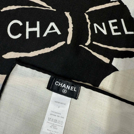 CHANEL 25S SCARF 140 IN SILK 732159