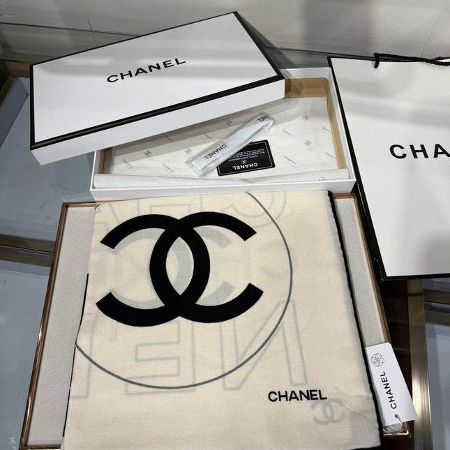 CHANEL 25S SCARF 140 IN SILK 732177