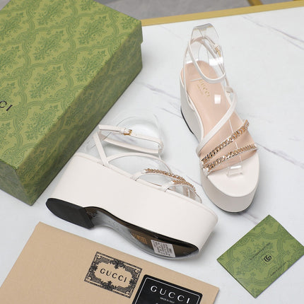 WEDGE PLATFORM IN WHITE SHEEPSKIN