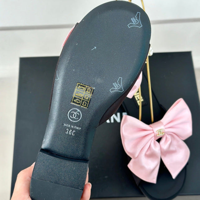 Double C Big Bow Pearl Chain Sandals Light Pink Black Lambskin