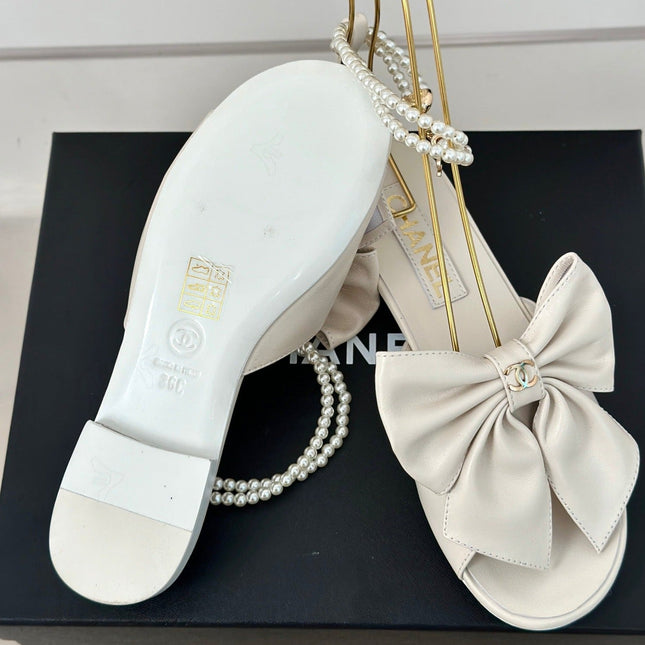 Double C Big Bow Pearl Chain Sandals White Lambskin