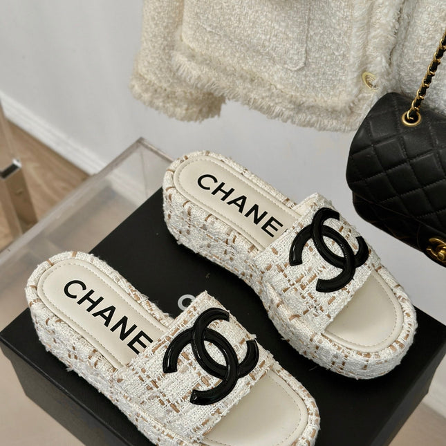 CLASSIC SLIPPERS THICK SOLE IN WHITE MIX BROWN TWEED