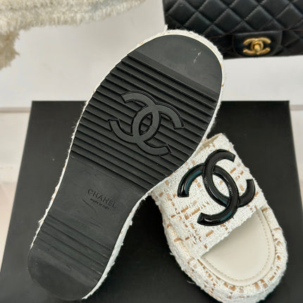 CLASSIC SLIPPERS THICK SOLE IN WHITE MIX BROWN TWEED