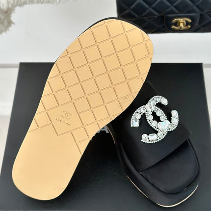 SLIPPERS THICK SOLE IN BLACK SATIN