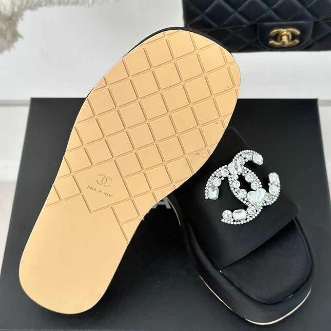 SLIPPERS THICK SOLE IN BLACK SATIN