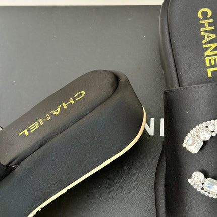 SLIPPERS THICK SOLE IN BLACK SATIN