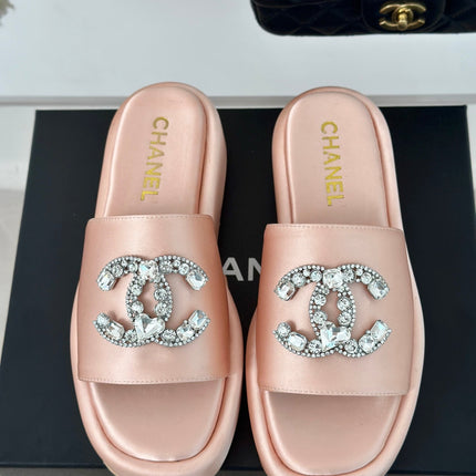 SLIPPERS THICK SOLE IN LIGHT PINK SATIN