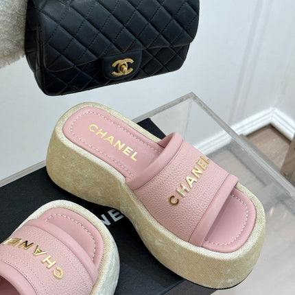 PLATFORM SLIPPERS IN BABY PINK LAMBSKIN