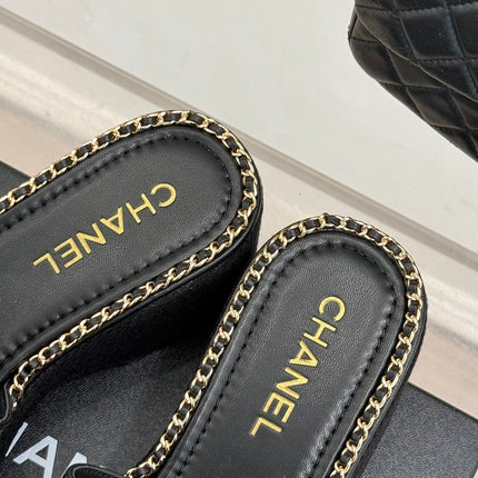 THICK SOLE WEDGE SLIPPERS IN BLACK MIX WHITE CALFSKIN