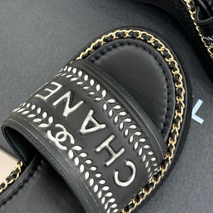 THICK SOLE WEDGE SLIPPERS IN BLACK MIX WHITE CALFSKIN