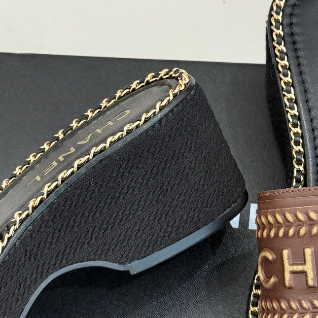 THICK SOLE WEDGE SLIPPERS IN CHOCOLATE BROWN CALFSKIN