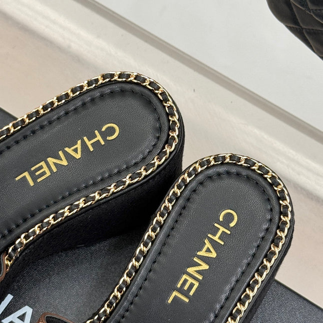 THICK SOLE WEDGE SLIPPERS IN CHOCOLATE BROWN CALFSKIN