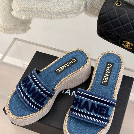 THICK SOLE WEDGE SLIPPERS IN CLASSIC BLUE DENIM FABRIC