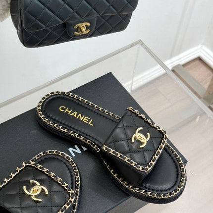 FLAT CHAIN HEART SLIPPER IN BLACK LAMBSKIN