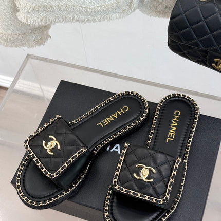 FLAT CHAIN HEART SLIPPER IN BLACK LAMBSKIN