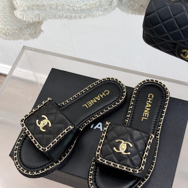 FLAT CHAIN HEART SLIPPER IN BLACK LAMBSKIN