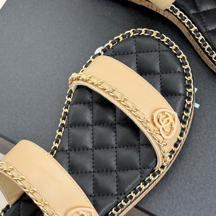 FLAT CHAIN HEART SANDAL IN BISQUE BEIGE LAMBSKIN