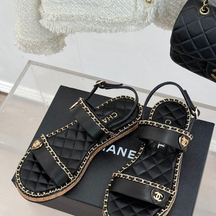 FLAT CHAIN HEART SANDAL IN BLACK LAMBSKIN