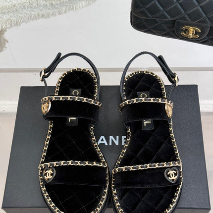 FLAT CHAIN HEART SANDAL IN BLACK VELVET