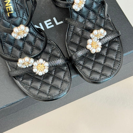 HIGH HEELS SANDAL IN BLACK LAMBSKIN PEARL FLOWERS