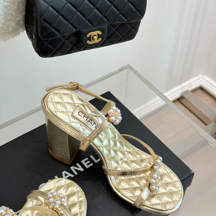 HIGH HEELS SANDAL IN GOLD LAMBSKIN PEARL FLOWERS